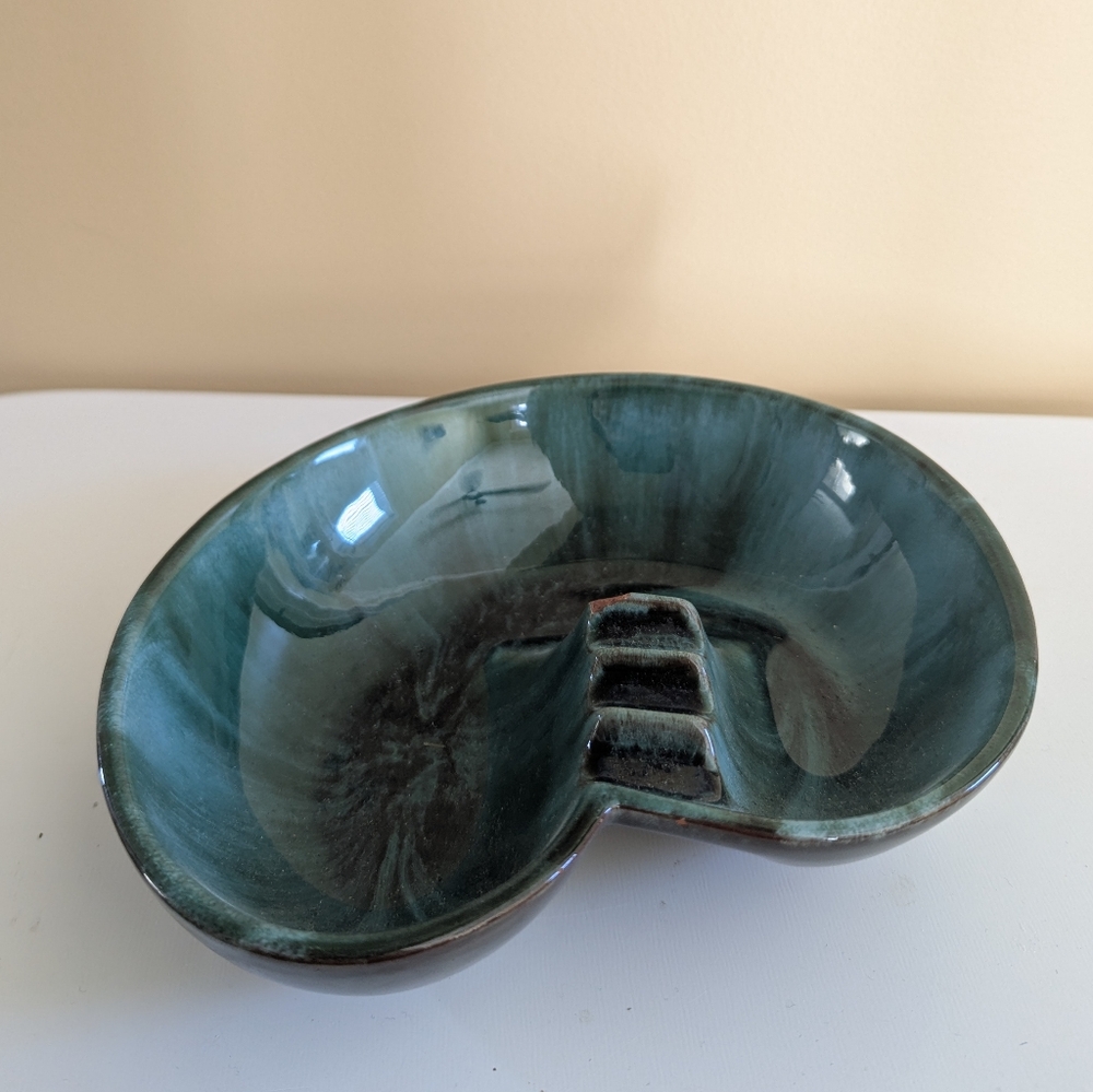 BLUE MOUNTAIN POTTERY VINTAGE 1970s DRIPGLAZE CERAMIC TRINKET DISH/ASH TRAY - Picture 2 of 3
